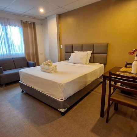 Smart Condominium Bldg, Cagayan De Oro City Bagian luar foto